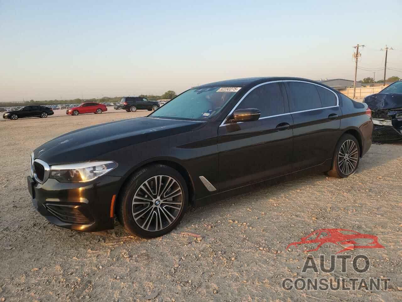 BMW 5 SERIES 2019 - WBAJA5C54KG900736