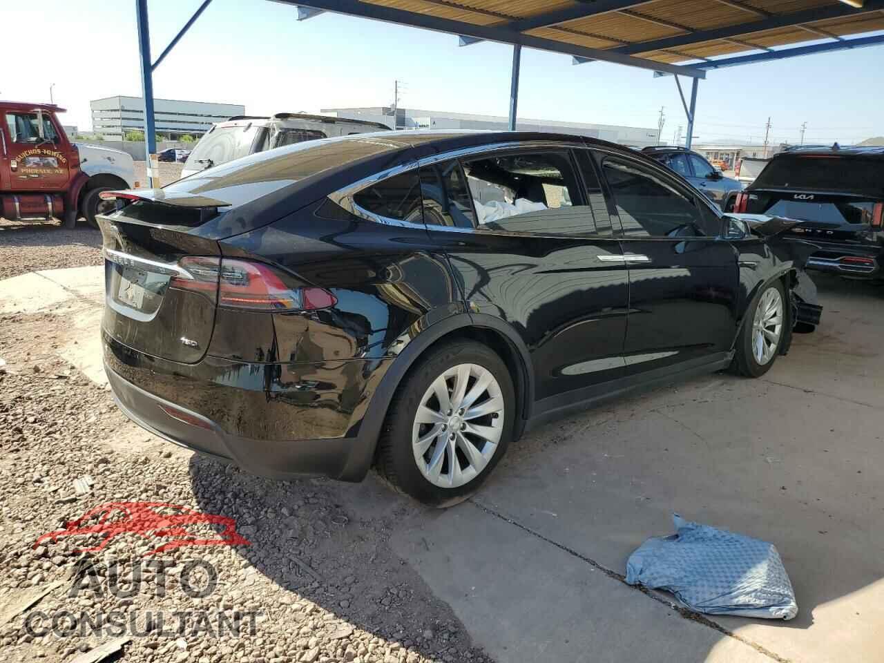 TESLA MODEL X 2016 - 5YJXCBE22GF025585