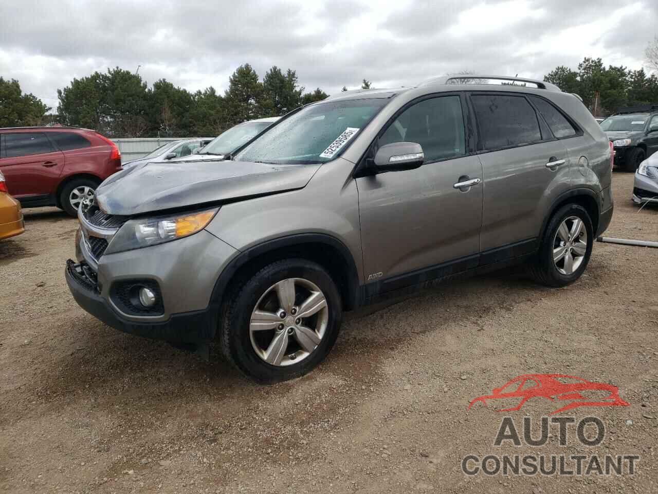 KIA SORENTO 2013 - 5XYKUDA22DG370208