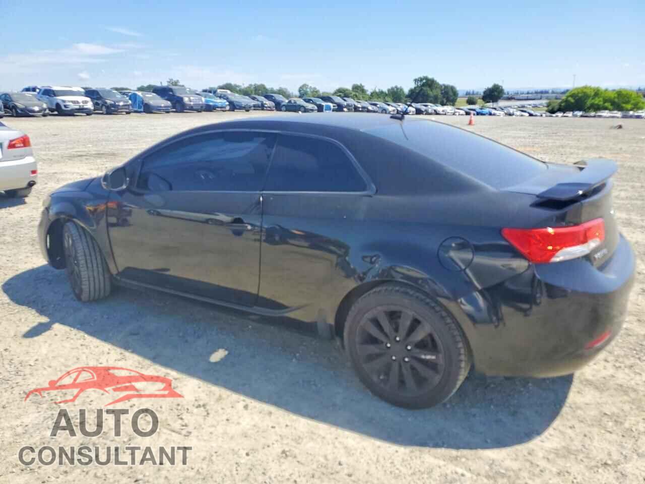KIA FORTE 2011 - KNAFW6A33B5432203