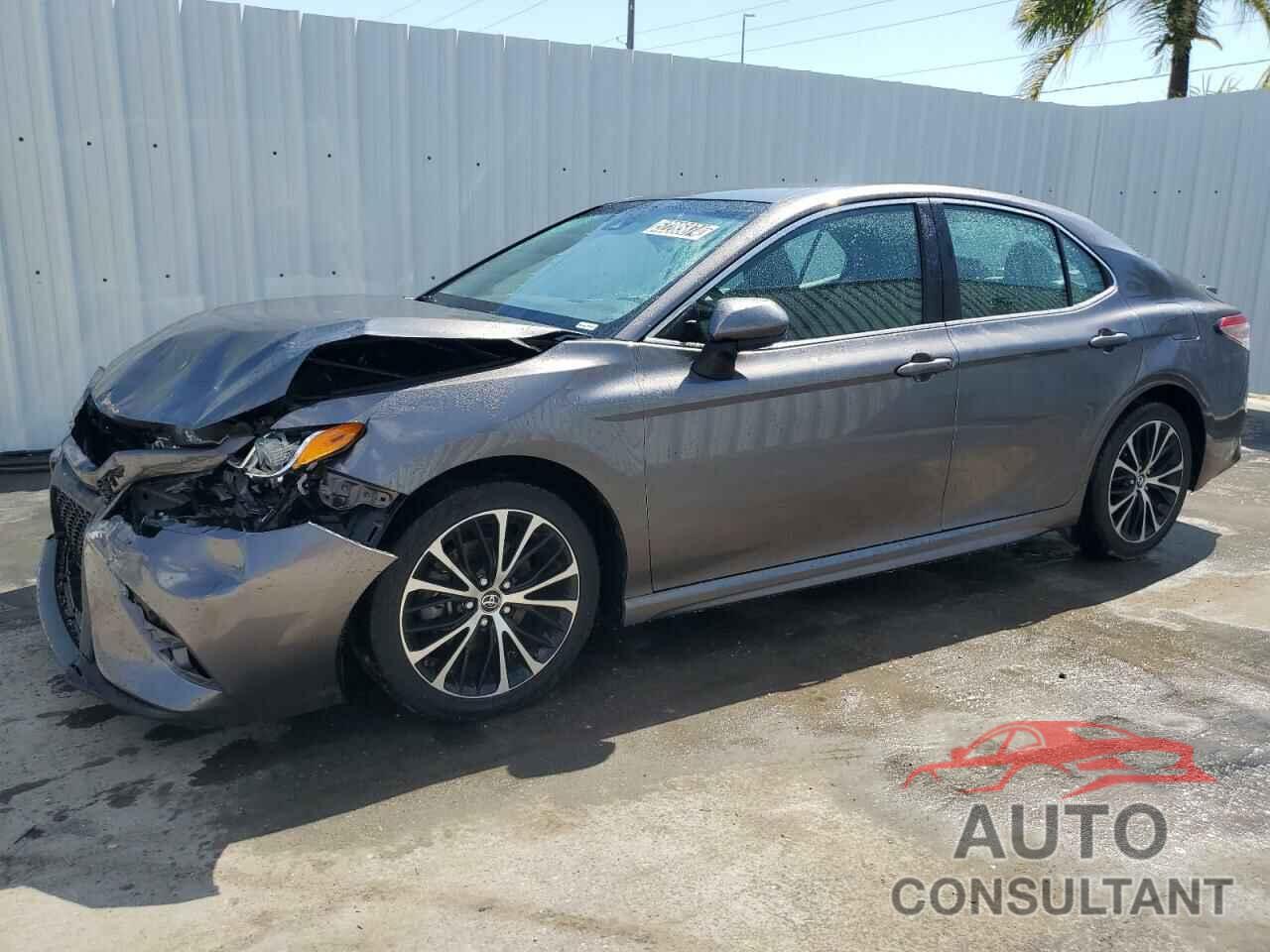TOYOTA CAMRY 2018 - 4T1B11HK0JU660160