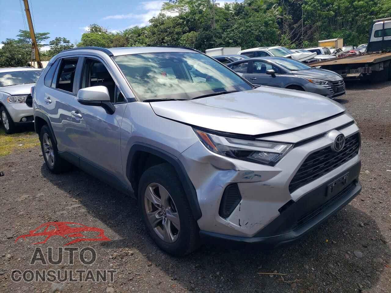 TOYOTA RAV4 2023 - JTMP1RFVXPD097777