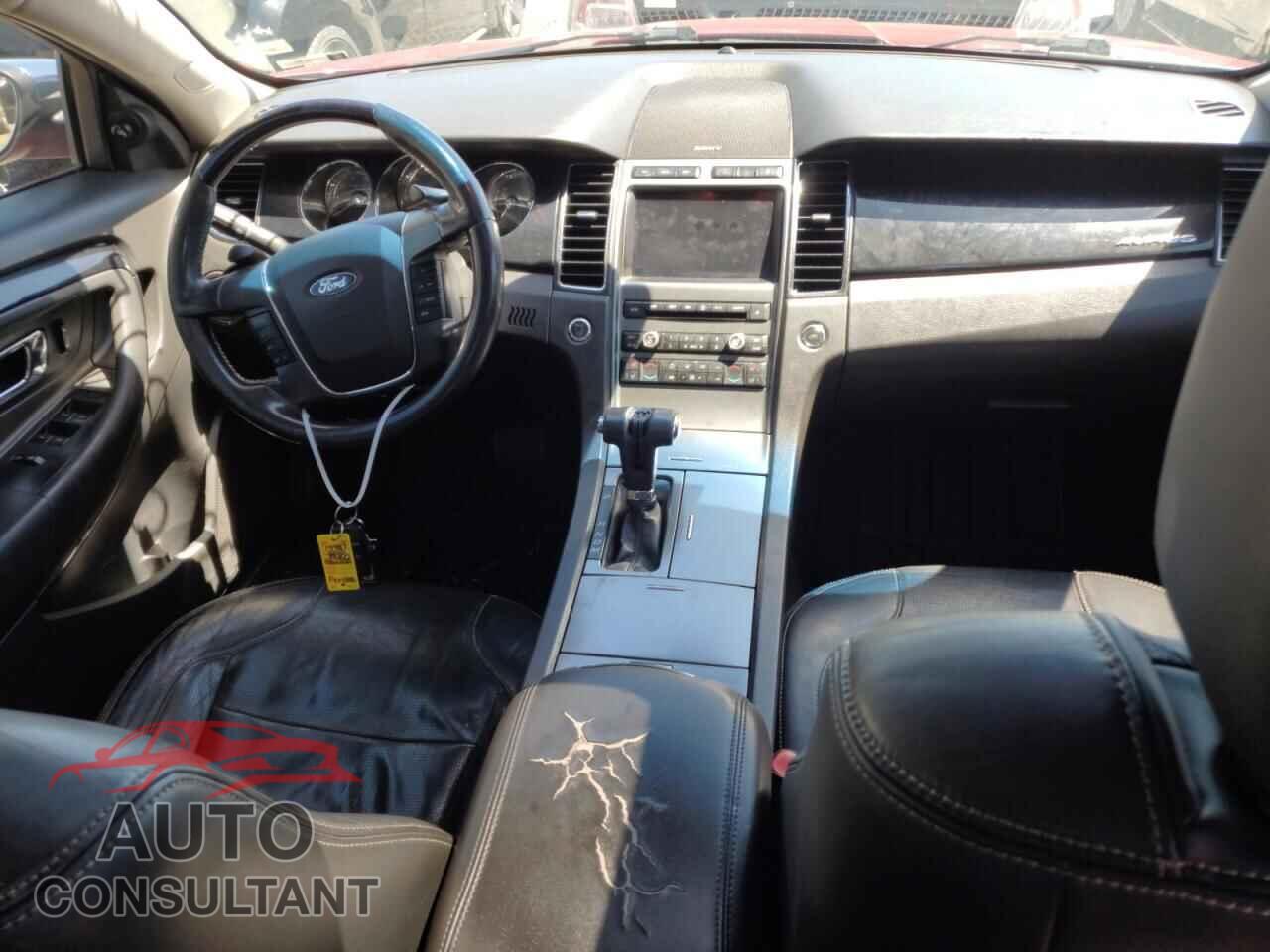 FORD TAURUS 2010 - 1FAHP2FW3AG140130