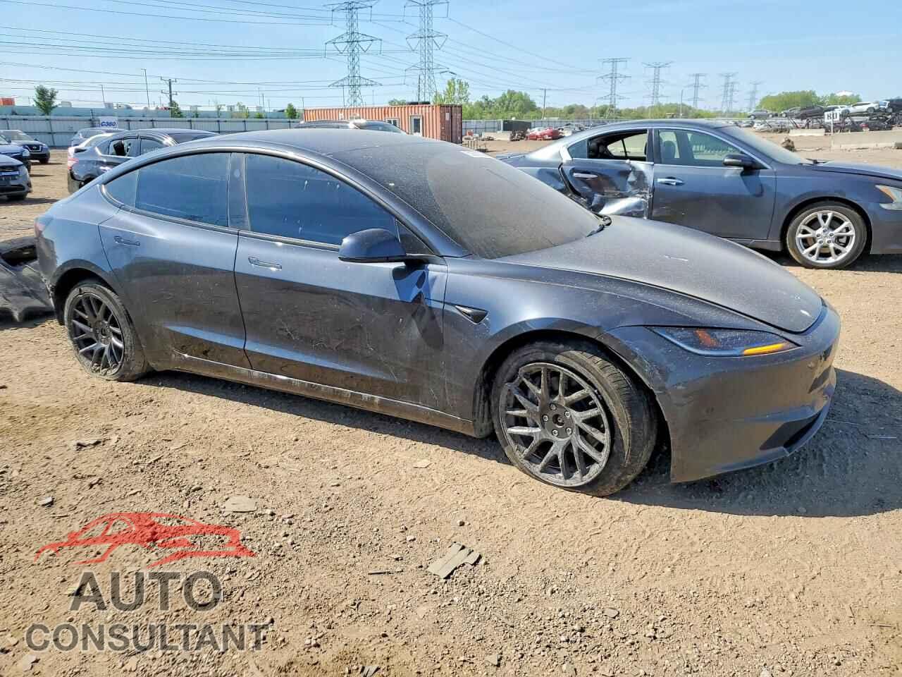 TESLA MODEL 3 2025 - 5YJ3E1EB7SF940492