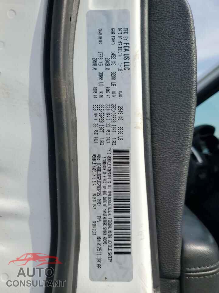 DODGE DURANGO 2018 - 1C4RDJDG2JC283235