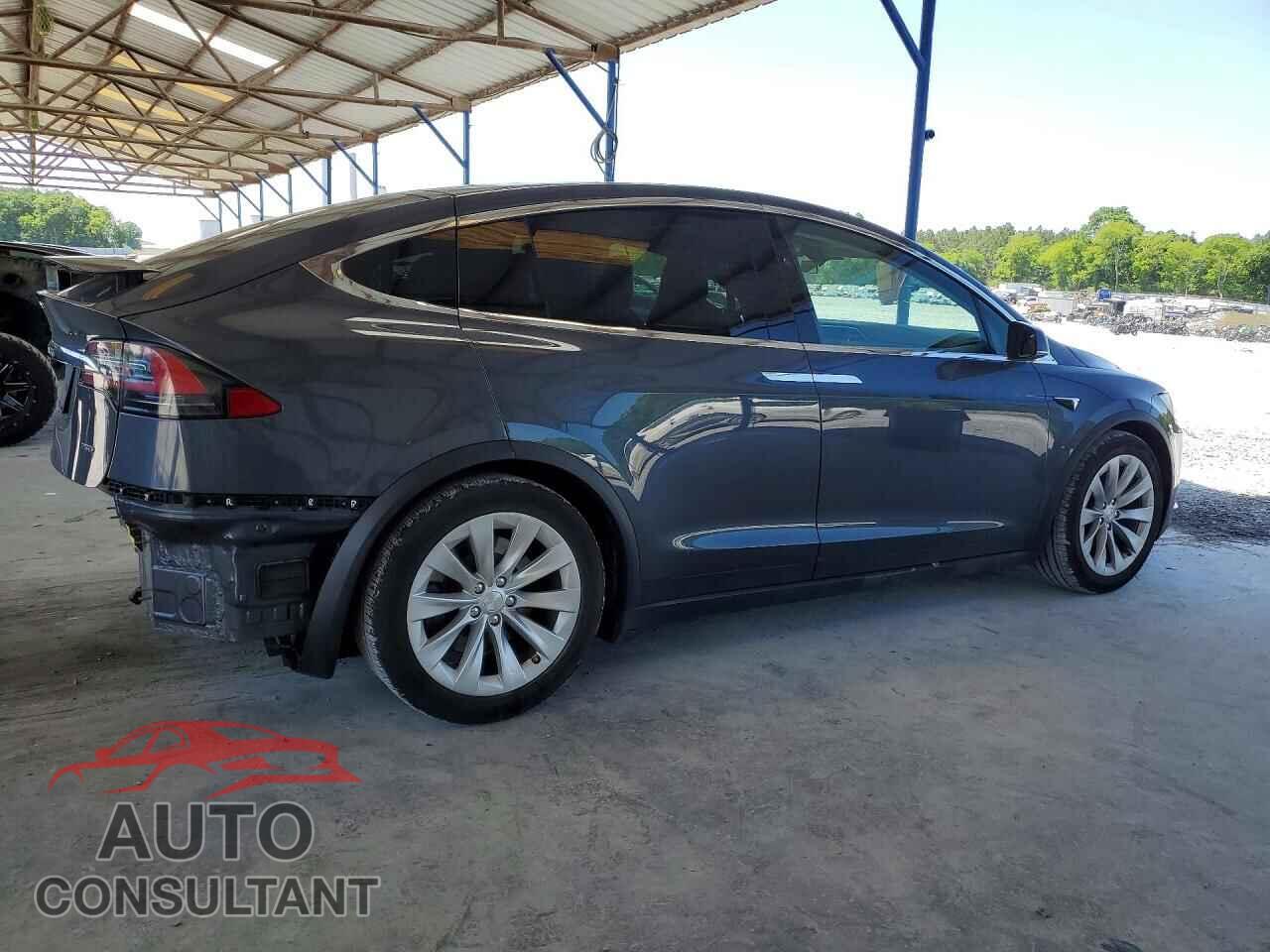 TESLA MODEL X 2017 - 5YJXCDE27HF067005