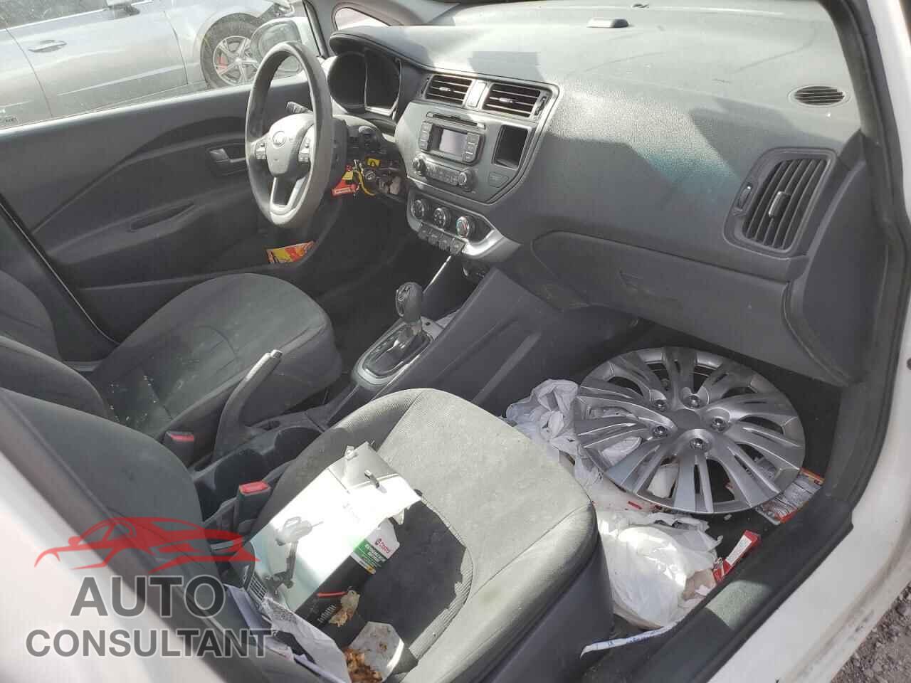 KIA RIO 2015 - KNADM4A32F6526154