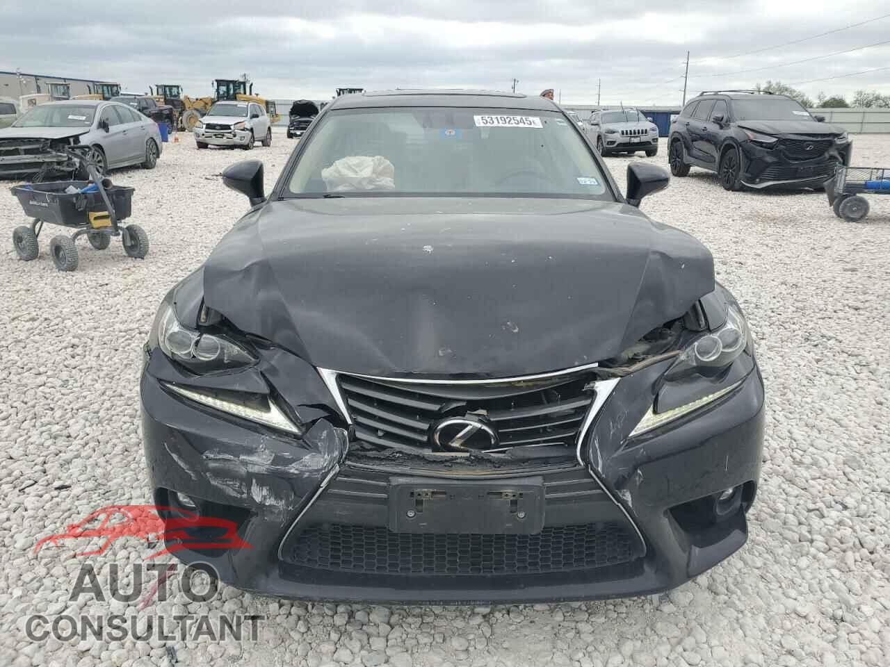 LEXUS IS 2016 - JTHBA1D23G5009911