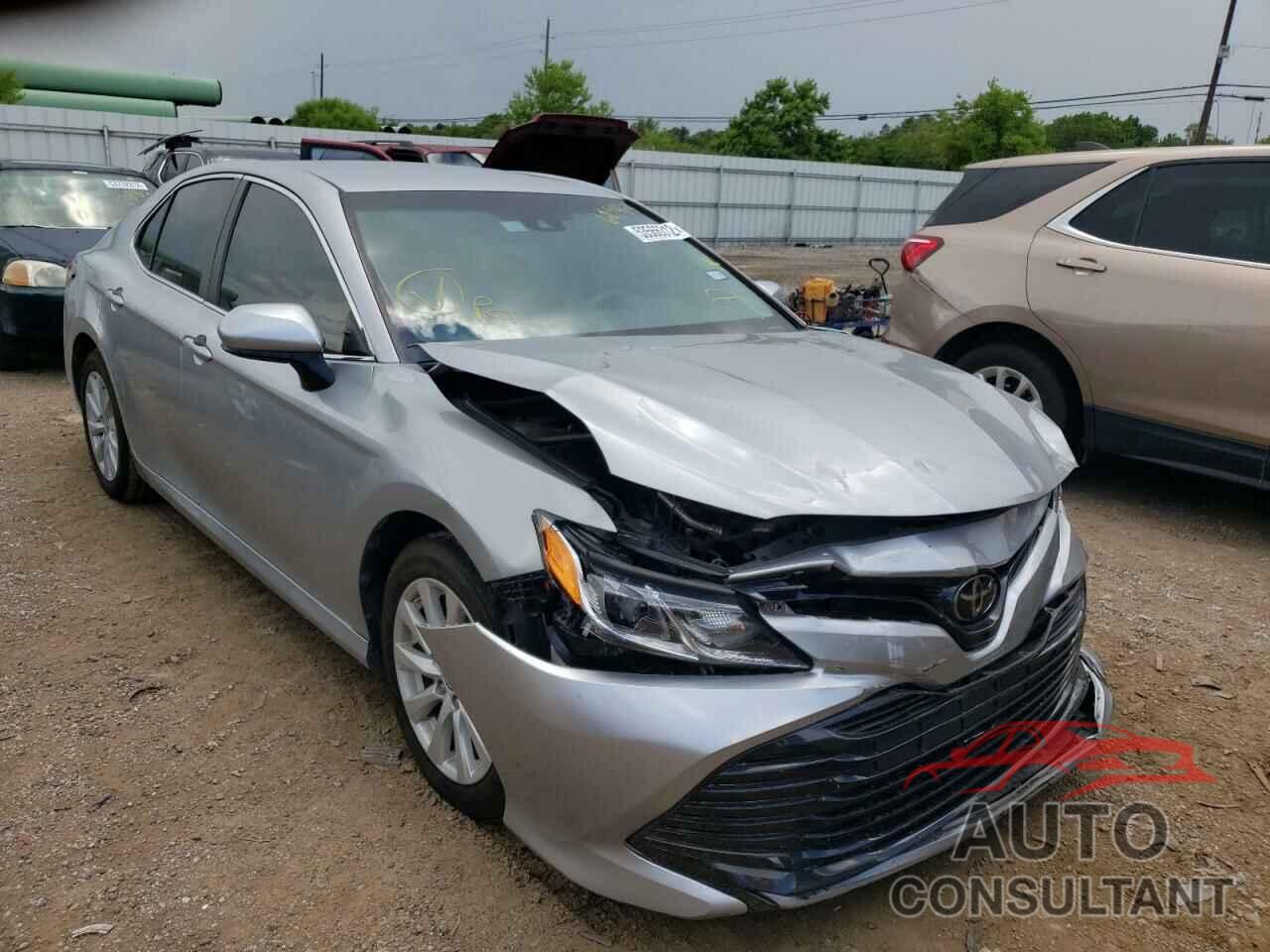 TOYOTA CAMRY 2018 - 4T1B11HK5JU609463