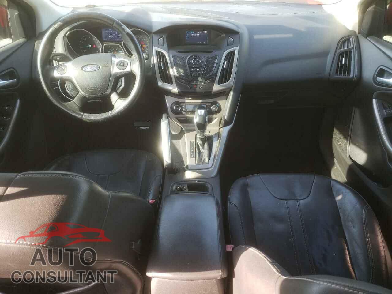 FORD FOCUS 2012 - 1FAHP3H22CL102060