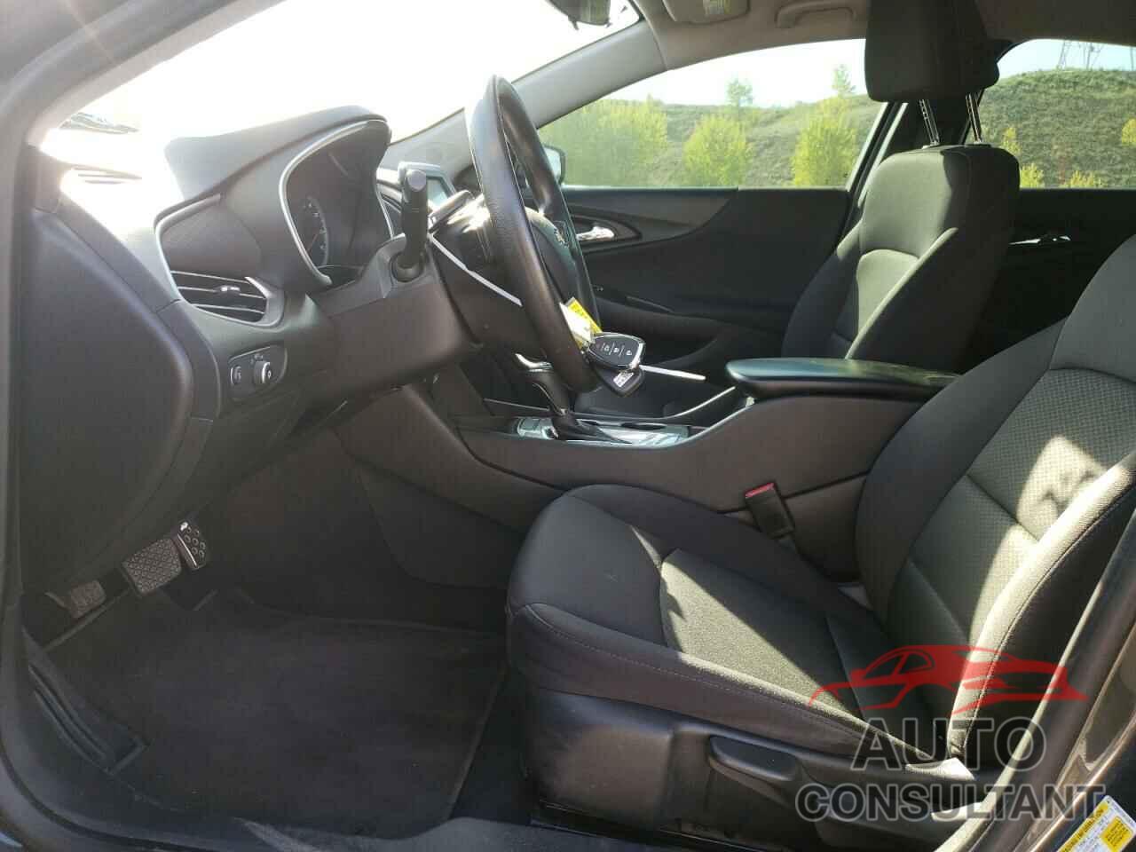 CHEVROLET MALIBU 2017 - 1G1ZB5ST2HF220764