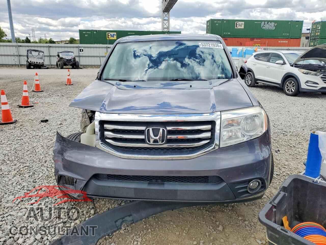 HONDA PILOT 2015 - 5FNYF4H58FB018264