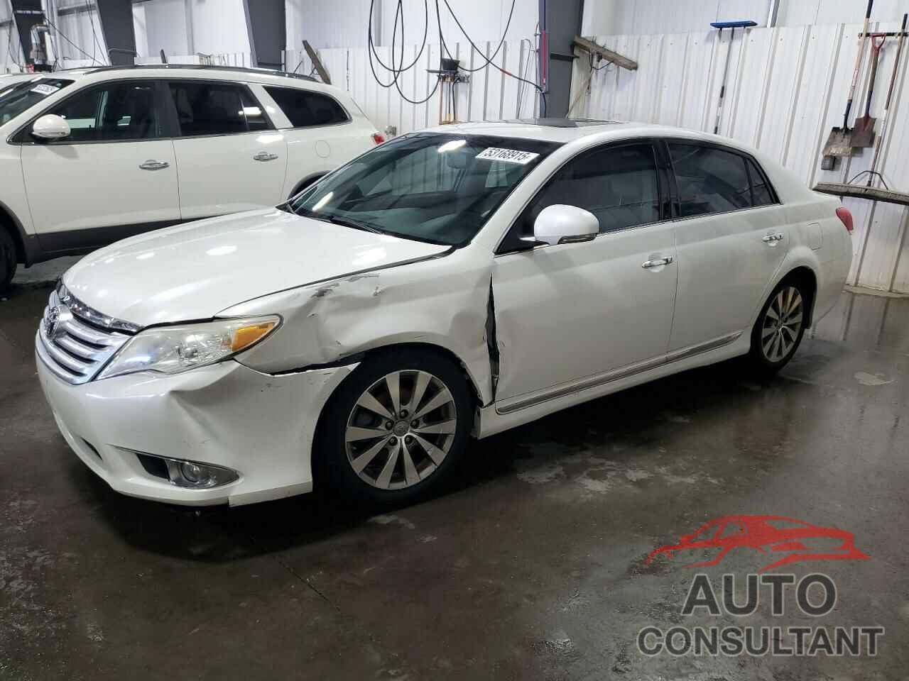 TOYOTA AVALON 2011 - 4T1BK3DB4BU397543