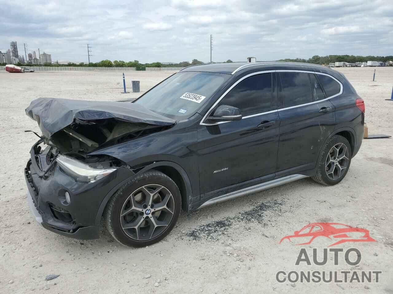 BMW X1 2016 - WBXHT3C37GP884315