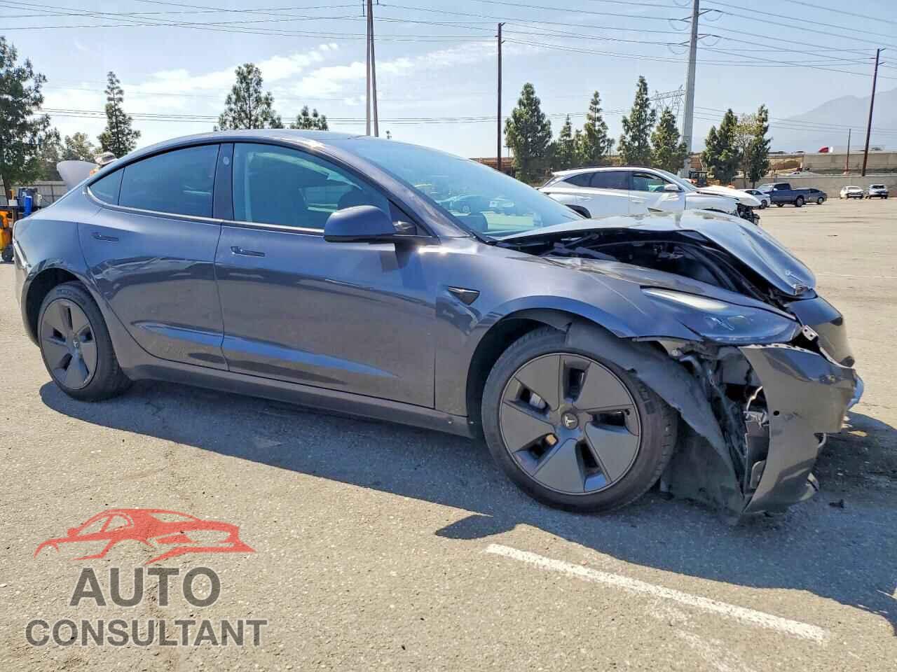 TESLA MODEL 3 2022 - 5YJ3E1EB4NF275975