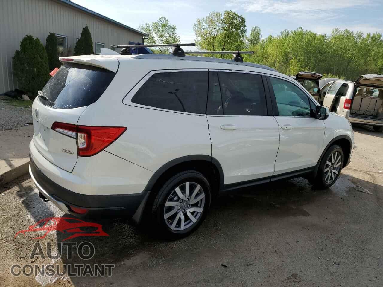 HONDA PILOT 2019 - 5FNYF6H39KB037751