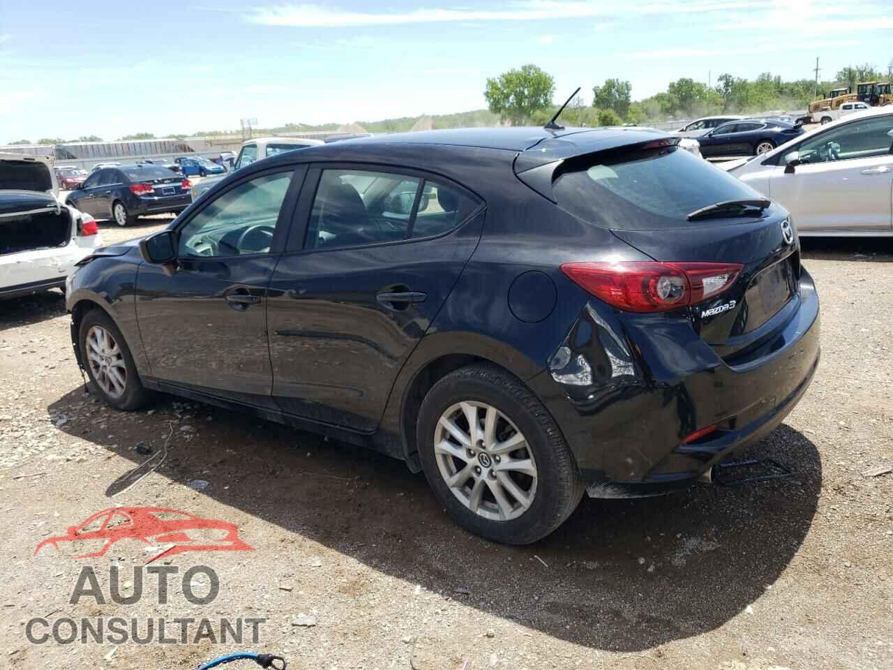 MAZDA 3 2018 - 3MZBN1K71JM217126