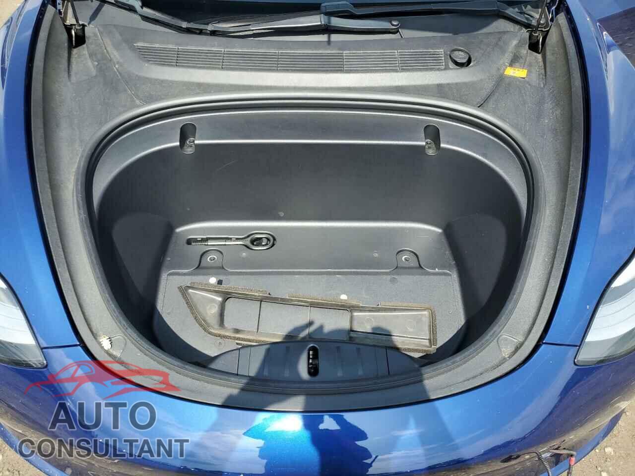 TESLA MODEL 3 2020 - 5YJ3E1EB0LF669101