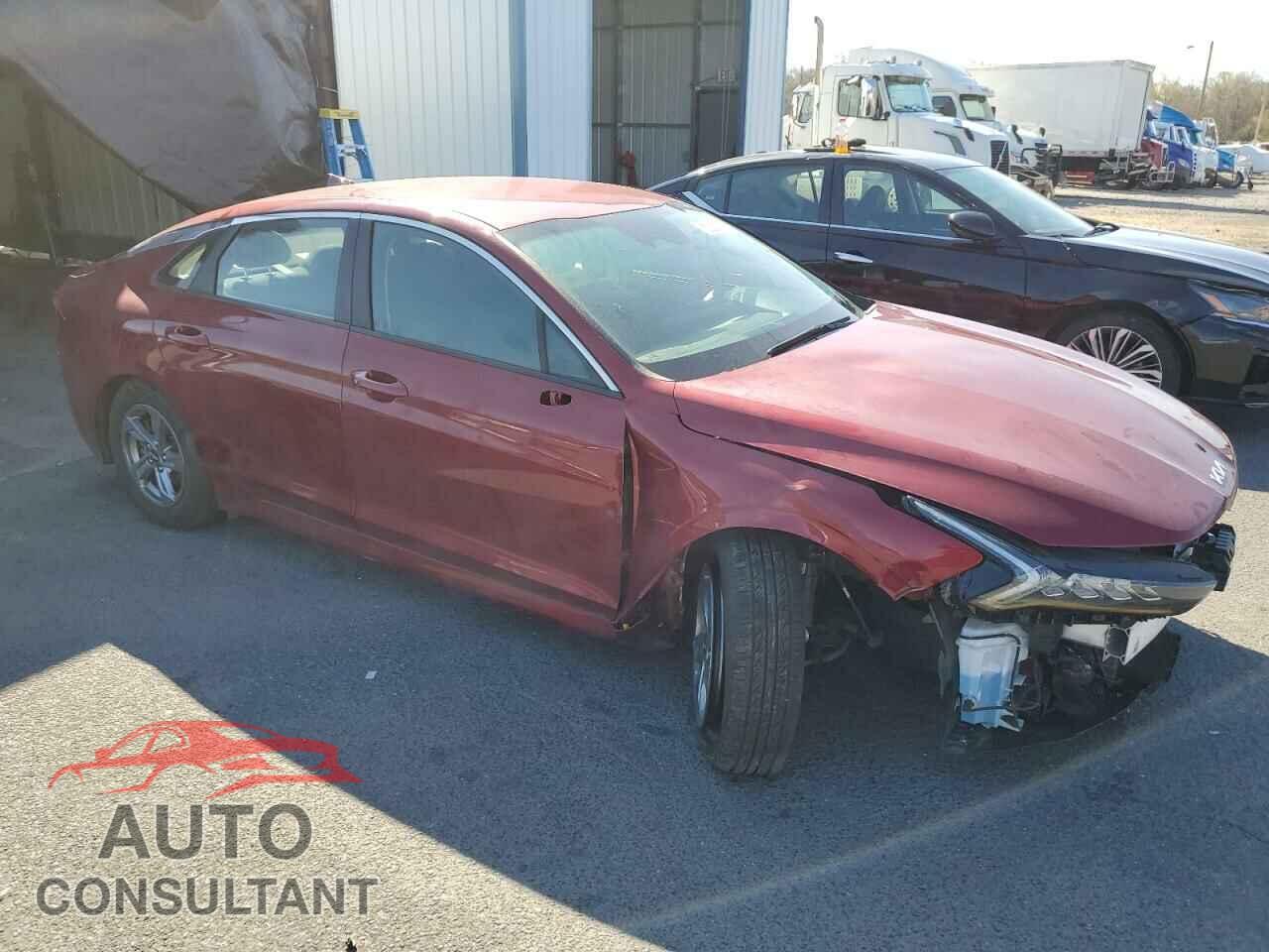 KIA K5 2022 - 5XXG14J28NG161849