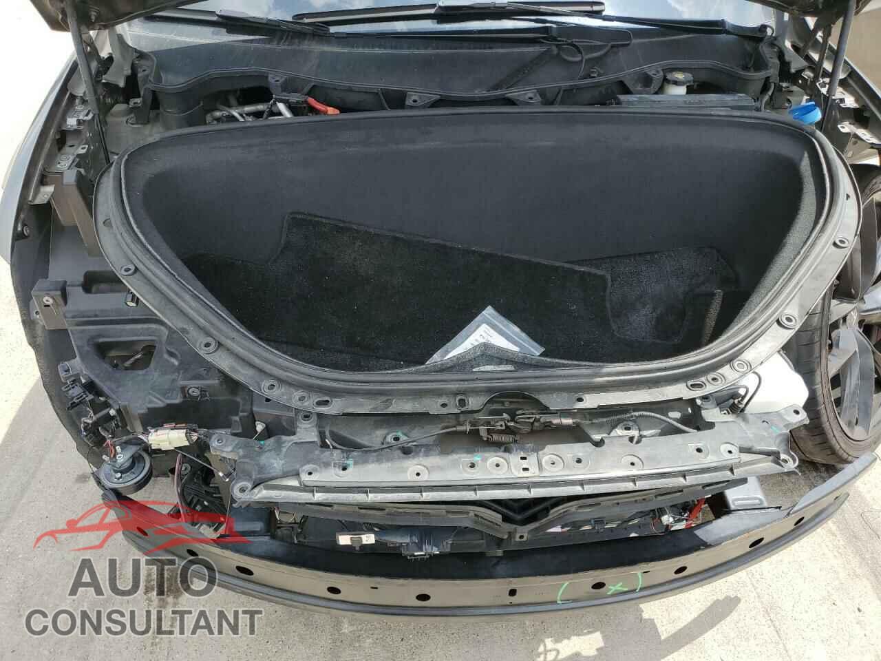 TESLA MODEL X 2016 - 5YJXCBE48GF005827