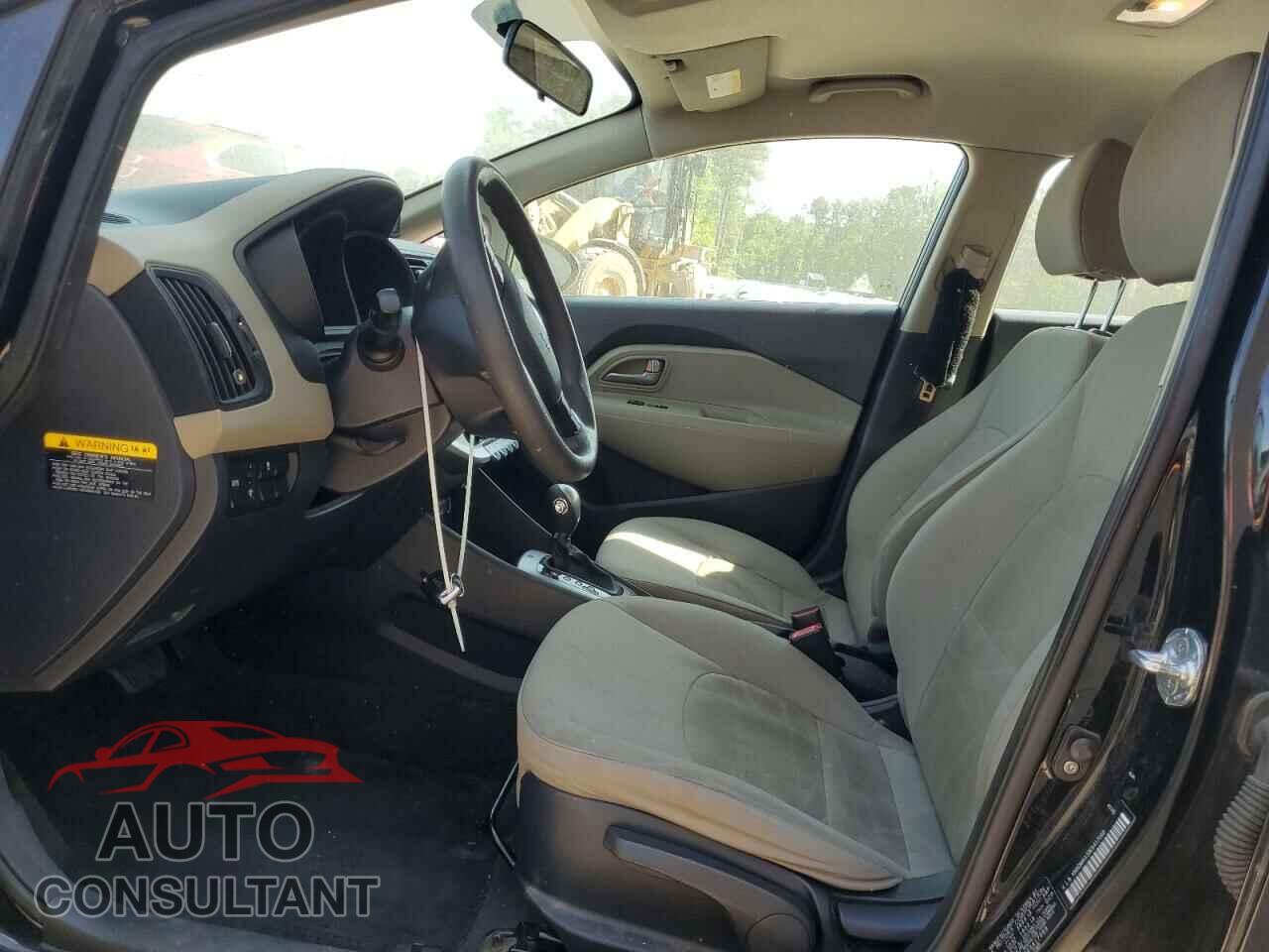 KIA RIO 2014 - KNADM4A33E6417068