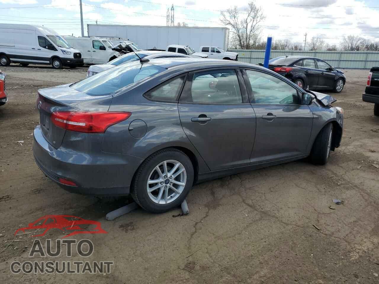 FORD FOCUS 2017 - 1FADP3F27HL307446