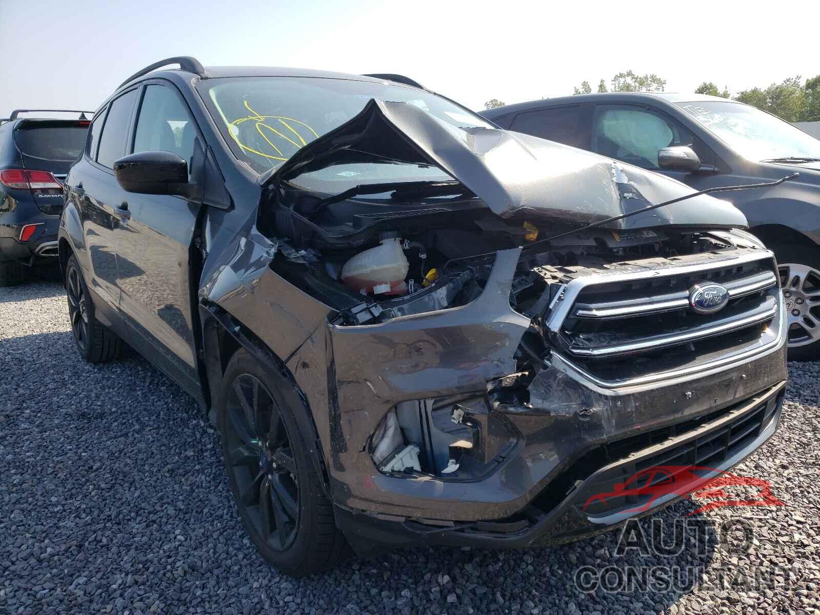 FORD ESCAPE 2018 - 1FMCU9GD6JUB21247