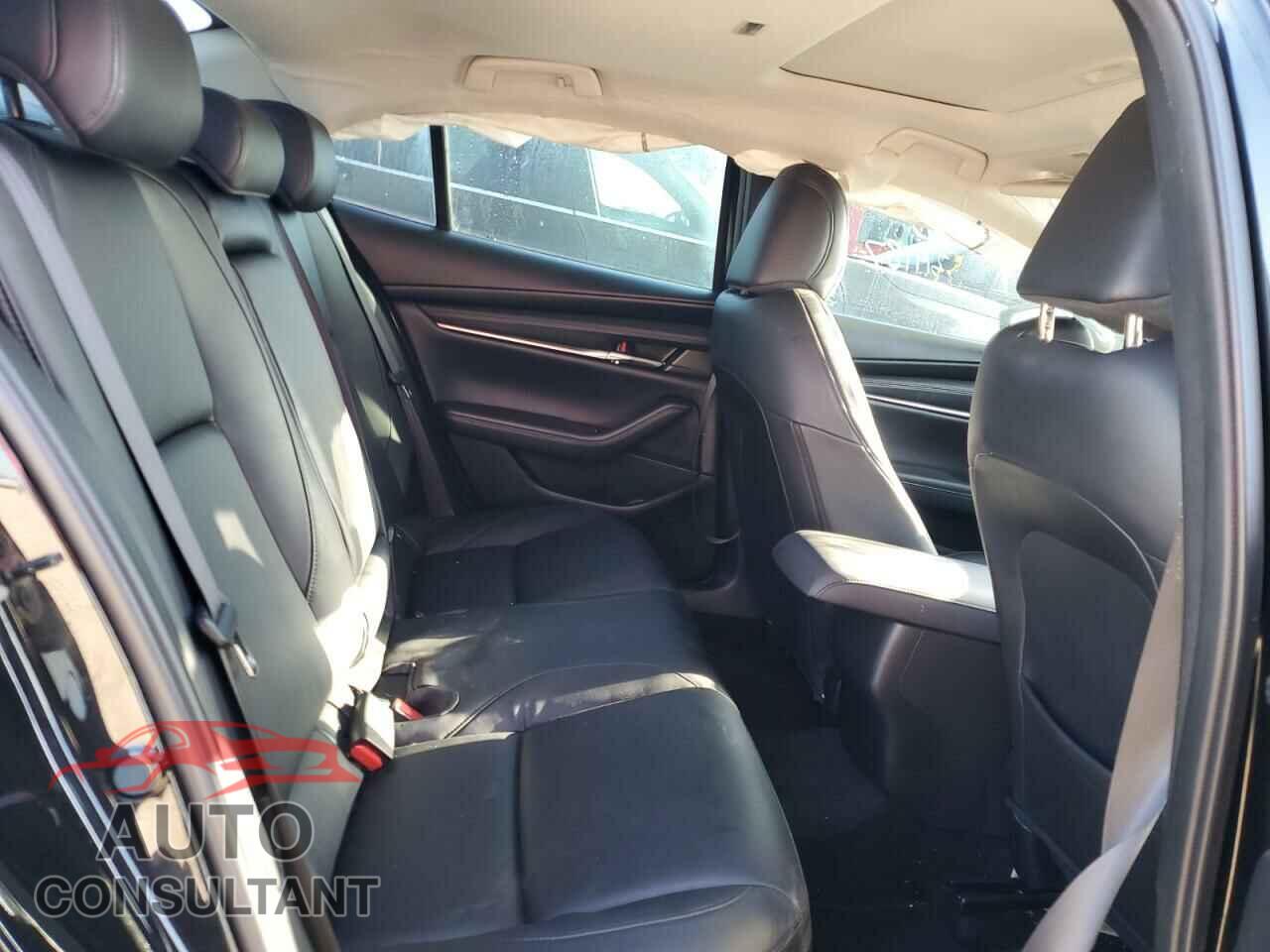 MAZDA 3 2021 - JM1BPACLXM1314187