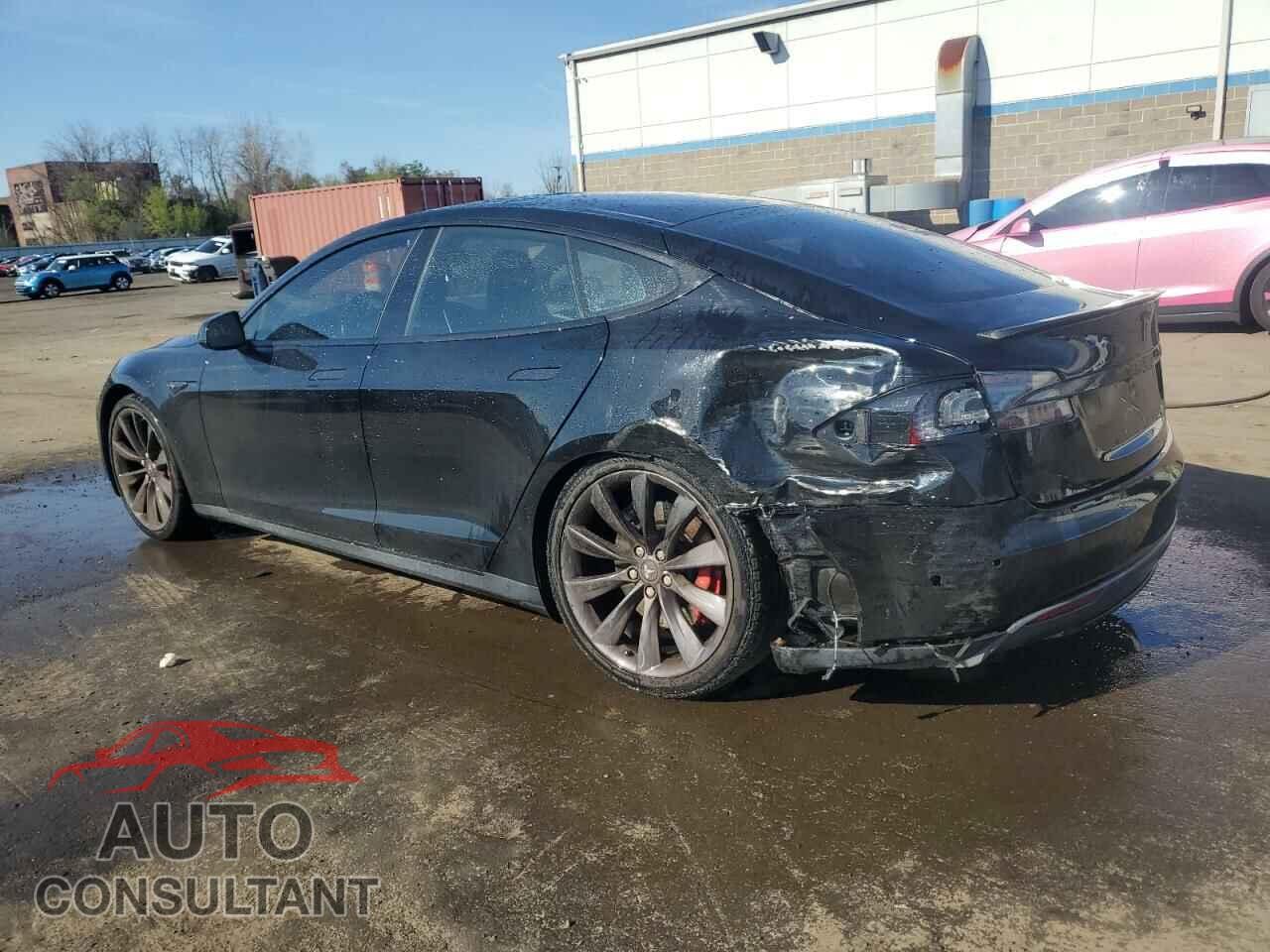 TESLA MODEL S 2014 - 5YJSA1H28EFP62891