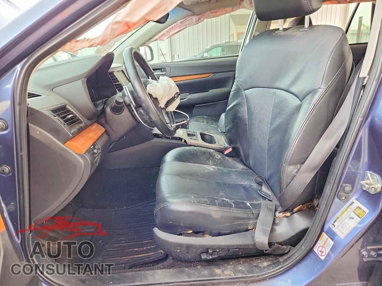 SUBARU OUTBACK 2013 - 4S4BRDLC1D2269111