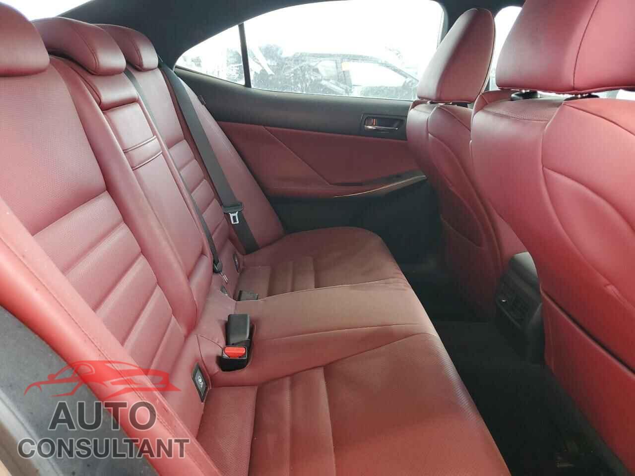 LEXUS IS 2015 - JTHBF1D22F5053950