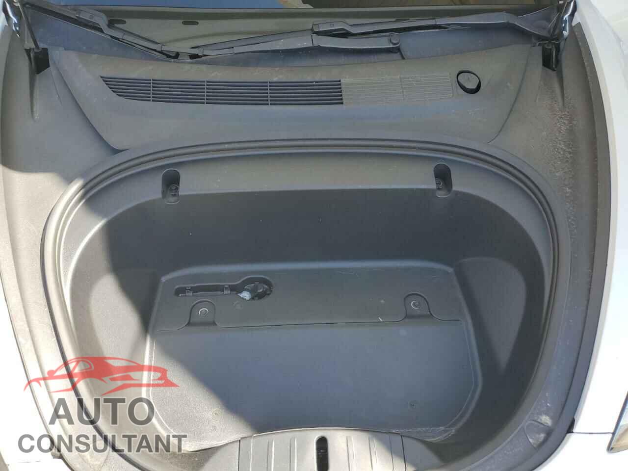 TESLA MODEL 3 2020 - 5YJ3E1EBXLF665802