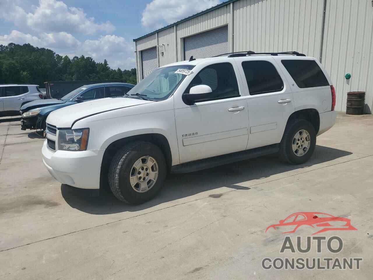 CHEVROLET TAHOE 2013 - 1GNSCBE07DR268458
