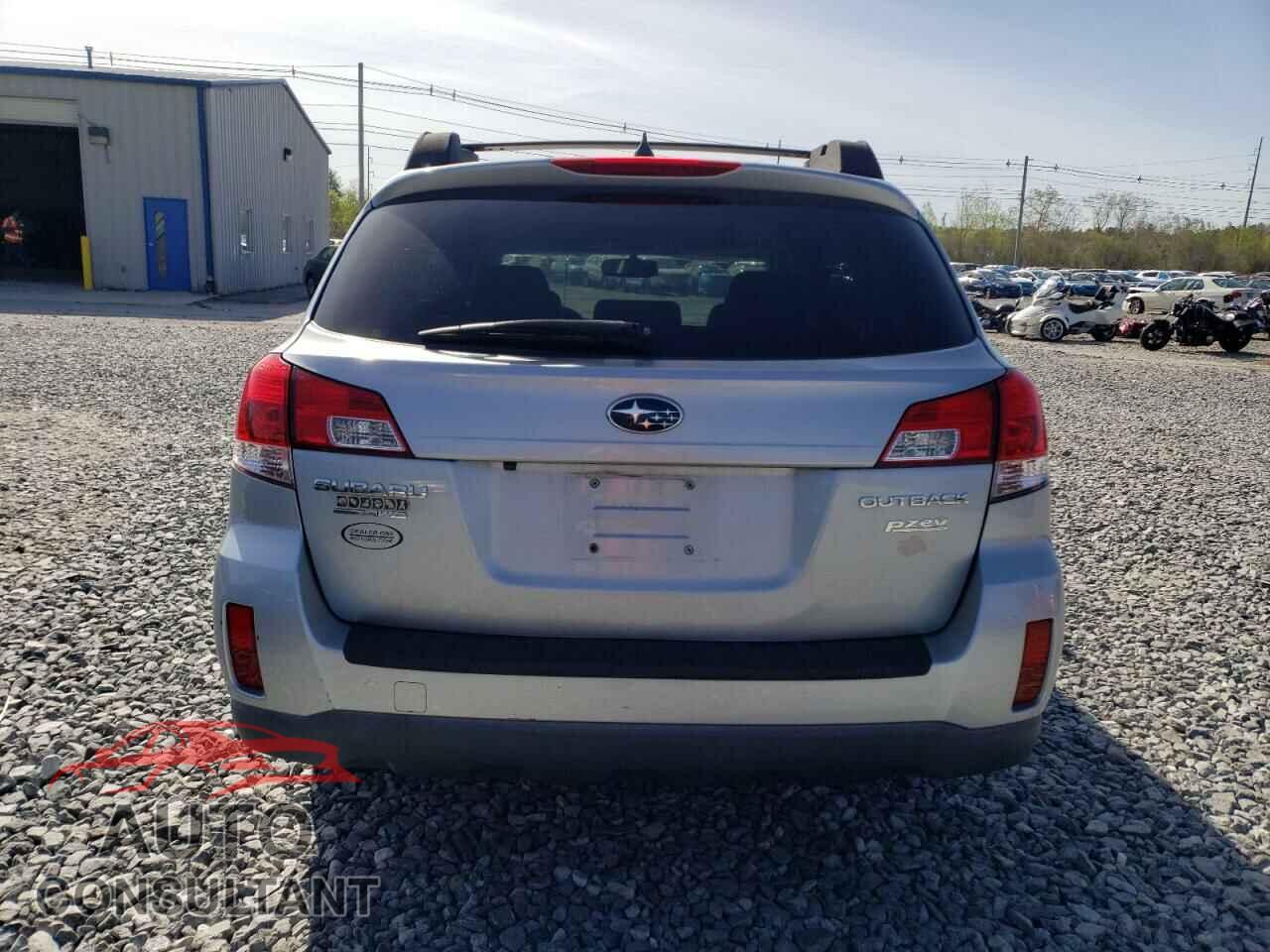 SUBARU OUTBACK 2014 - 4S4BRBLC3E3274360