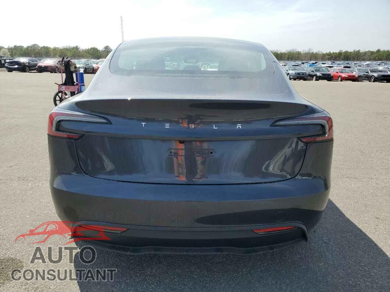 TESLA MODEL 3 2025 - 5YJ3E1EA6SF906227