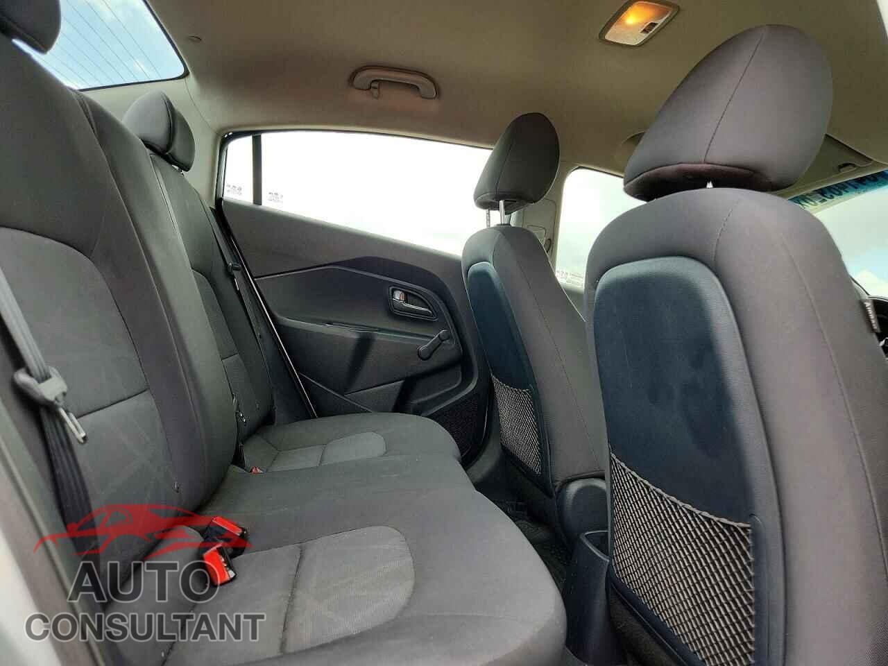 KIA RIO 2014 - KNADM4A36E6365435