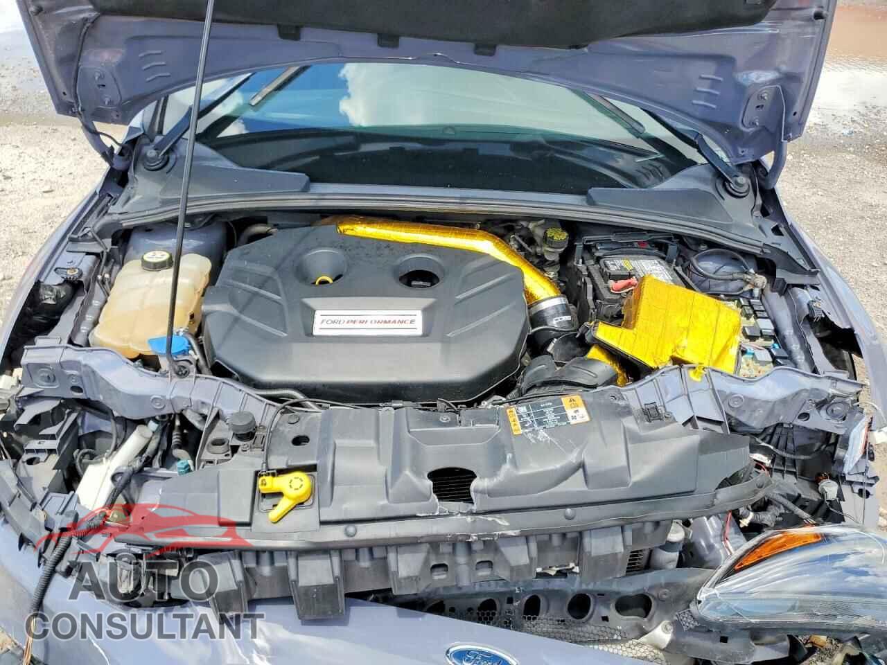 FORD FOCUS 2017 - WF0DP3TH8H4123806