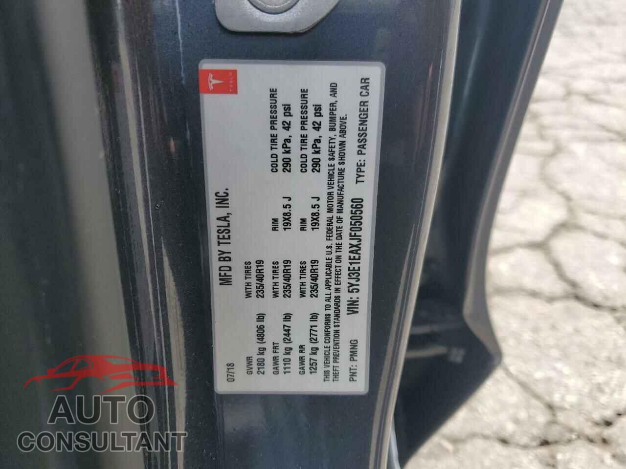 TESLA MODEL 3 2018 - 5YJ3E1EAXJF050560