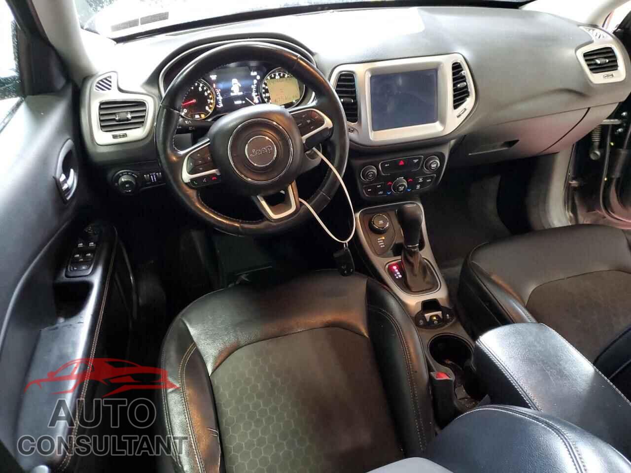 JEEP COMPASS 2018 - 3C4NJDBB1JT138725