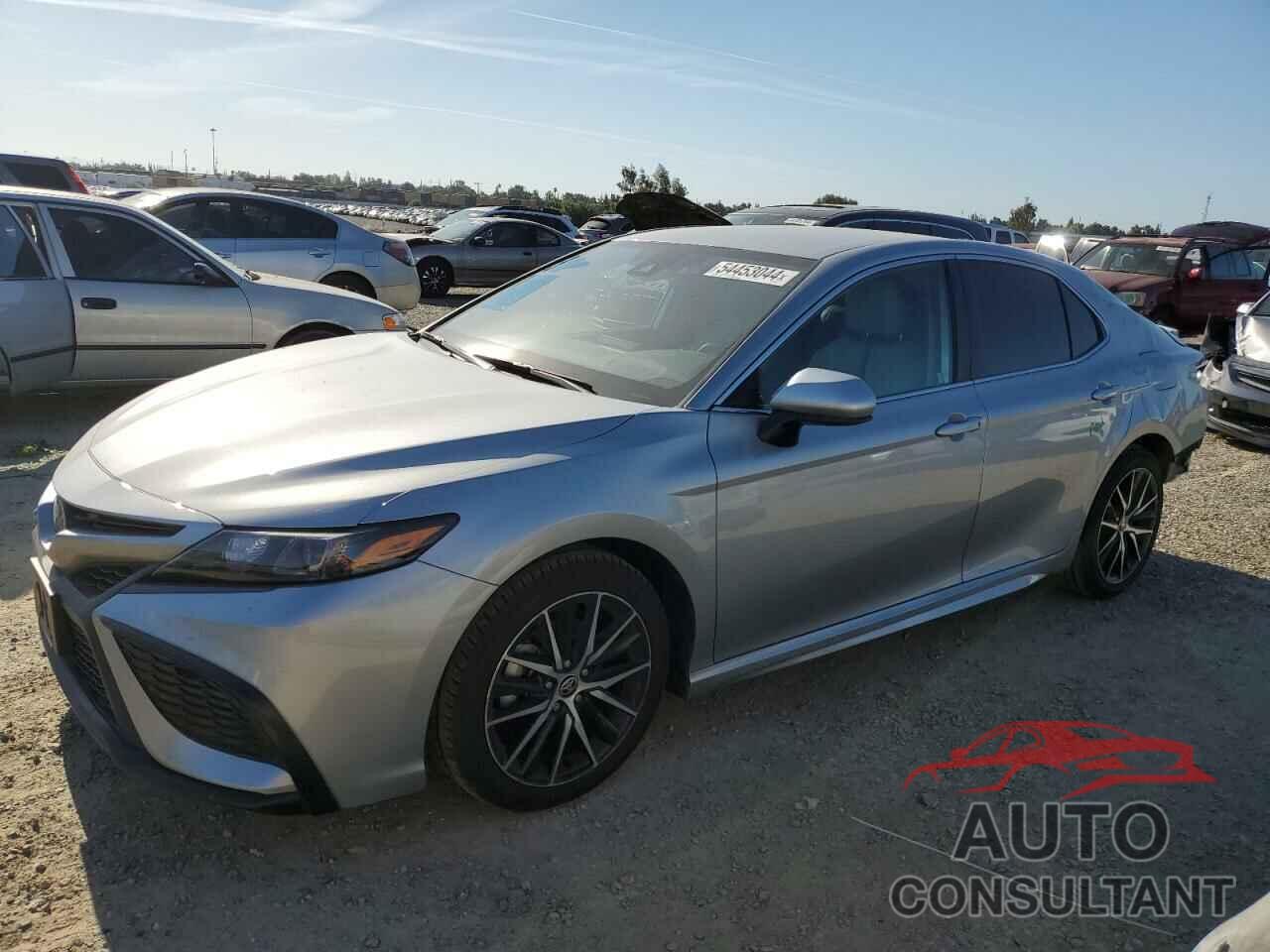 TOYOTA CAMRY 2021 - 4T1G11AK3MU482491