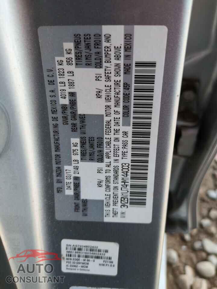 MAZDA 3 2017 - 3MZBN1U74HM144003