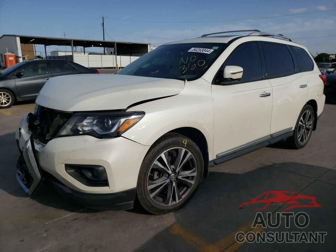 NISSAN PATHFINDER 2017 - 5N1DR2MN8HC641539