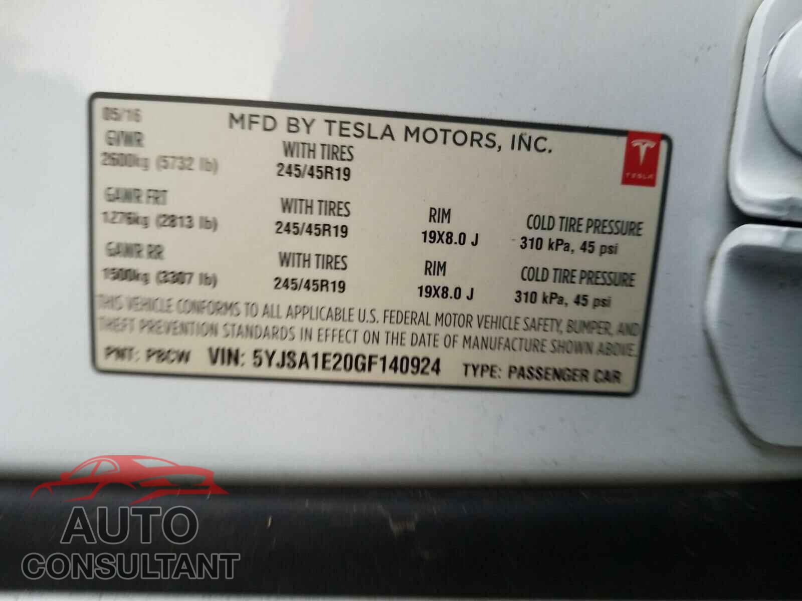 TESLA MODEL S 2016 - 5YJSA1E20GF140924