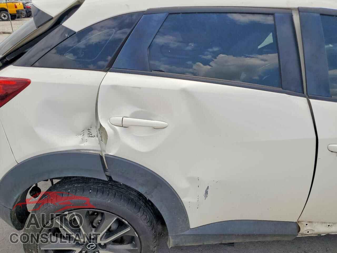 MAZDA CX-3 2017 - JM1DKDC74H0167887