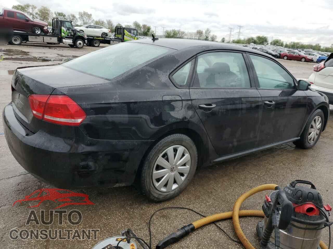VOLKSWAGEN PASSAT 2013 - 1VWAP7A30DC098949