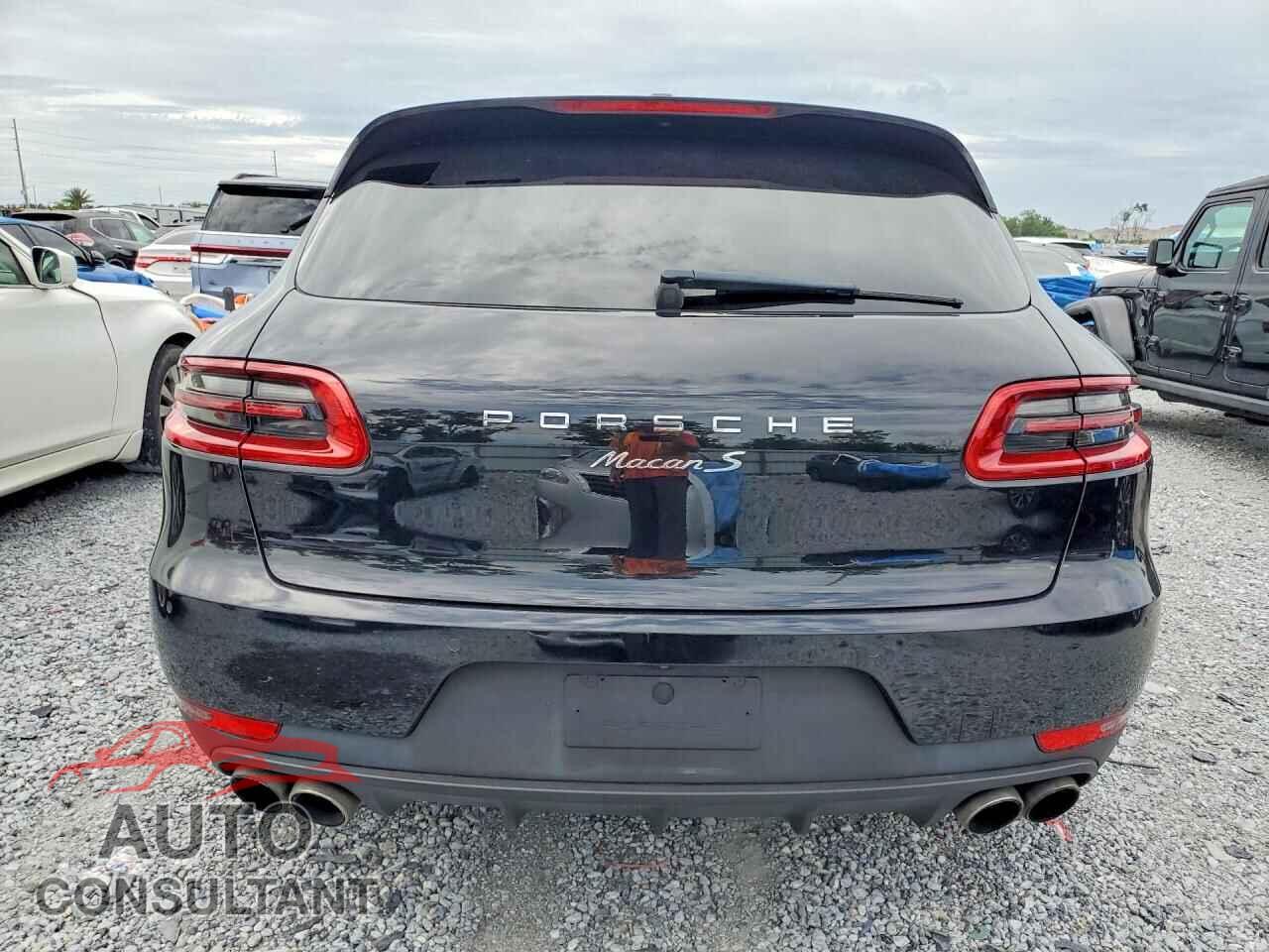 PORSCHE MACAN 2015 - WP1AB2A56FLB43934