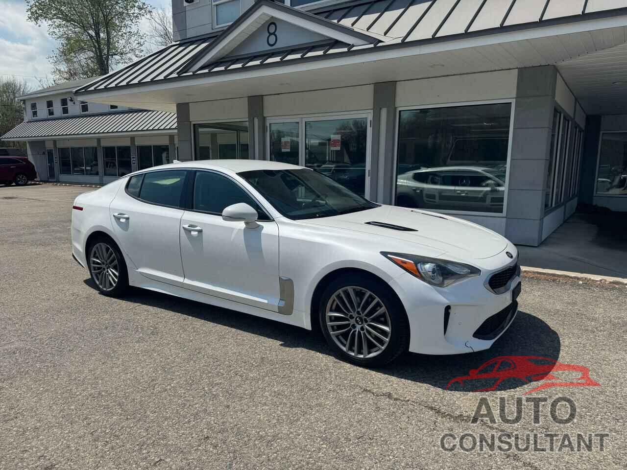 KIA STINGER 2018 - KNAE15LA7J6031245