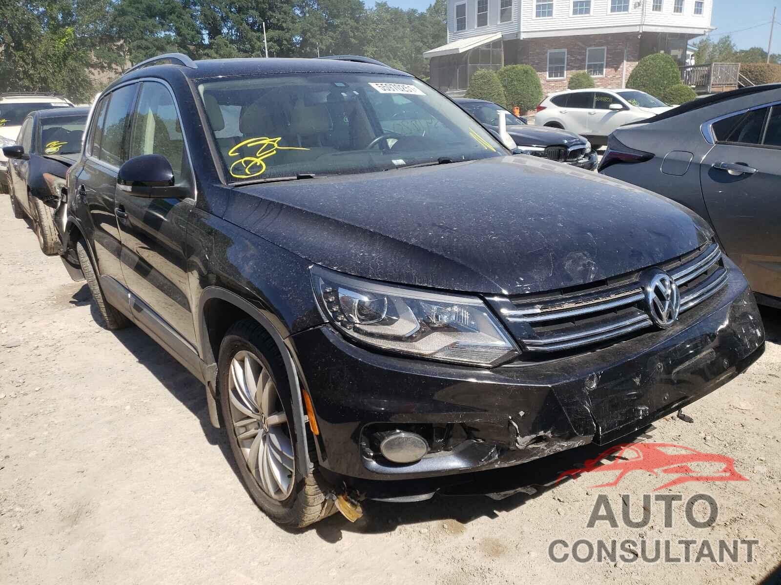 VOLKSWAGEN TIGUAN 2016 - WVGBV7AX7GW519113