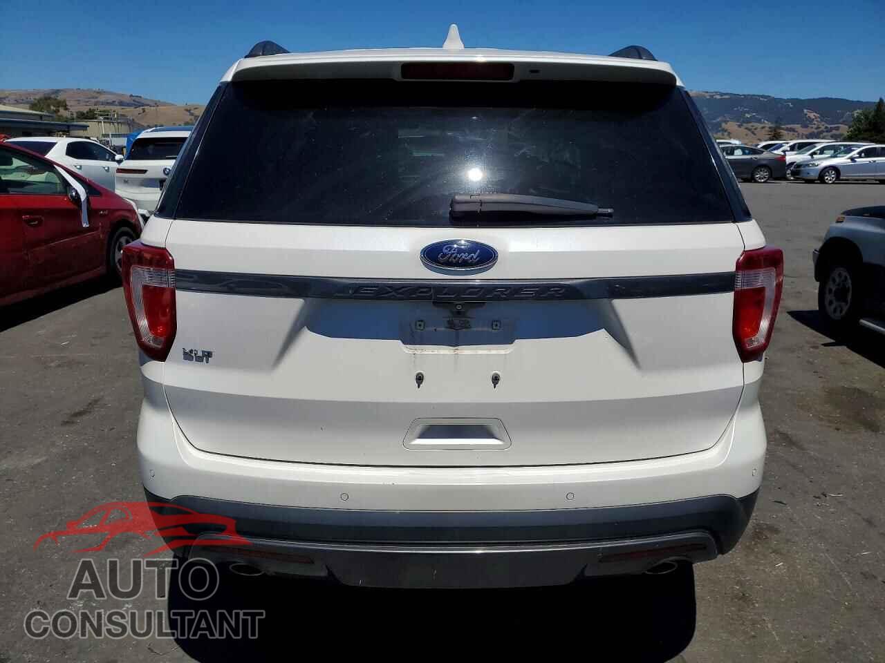 FORD EXPLORER 2017 - 1FM5K7D83HGE25140