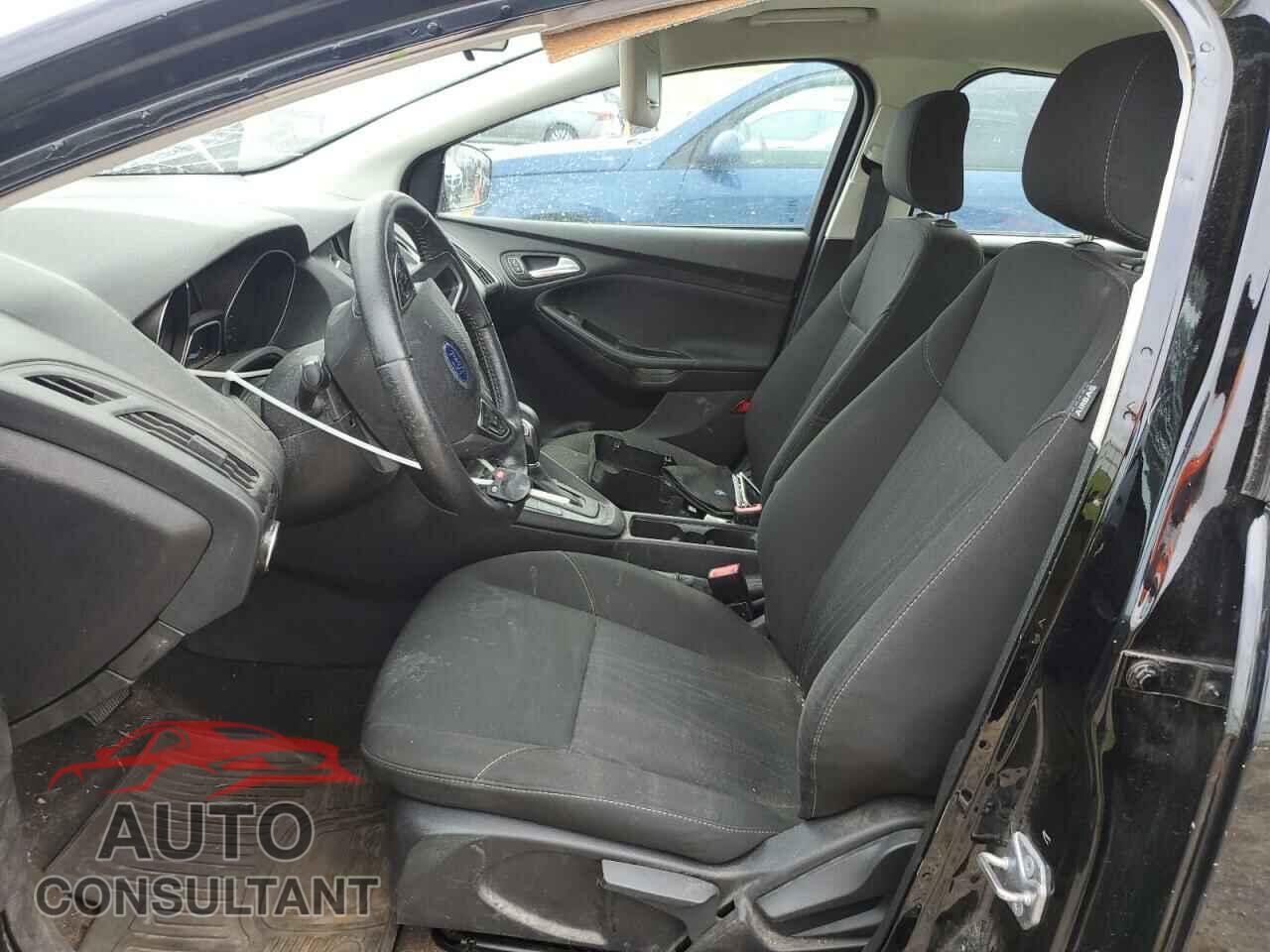 FORD FOCUS 2018 - 1FADP3FEXJL309417